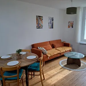  Appartement Calme Dans Maisonnette